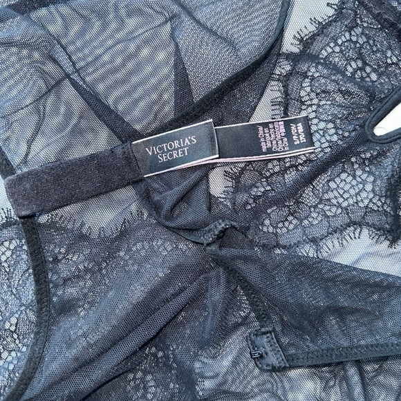 VICTORIA'S SECRET SEXY BLACK LACE MESH SLIP-ON BODYSUIT ONE-PIECE LINGERIE S - Picture 13 of 16